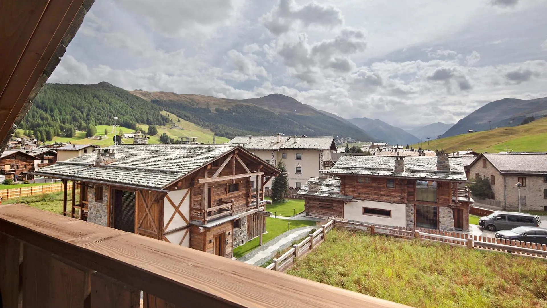 Chalet Leur Gusja Golp Trilocale Livigno Apartman